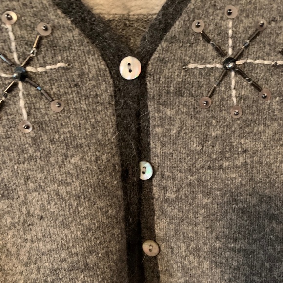 Winter sweaters/vest - Picture 11 of 14